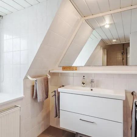 Apartamento Im Kapitaenshaus Ostseerose Lubeca